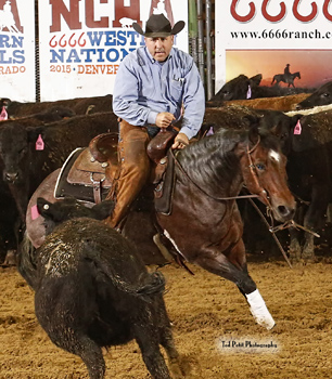 Scootin Solano and Mike Wood won the $5,000 Novice at the Western Nationals. Ted Petit photo.